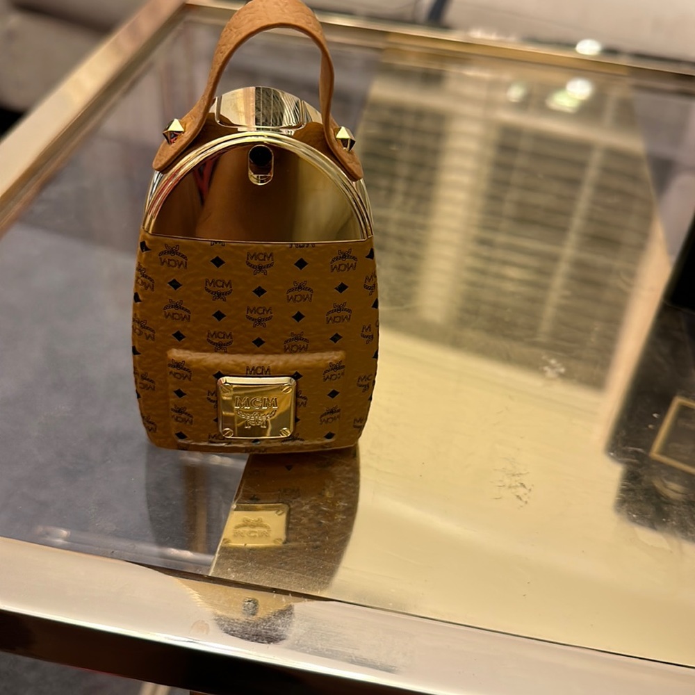 MCM perfume 2.5